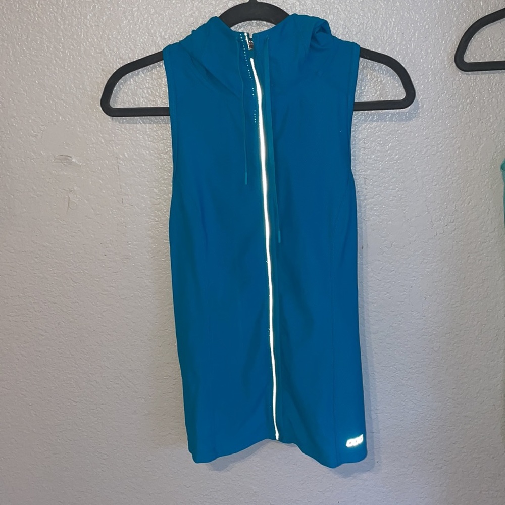 DANNI S/L HOODIE Lorna Jane vest